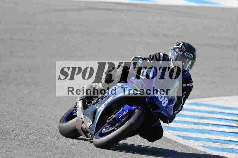 /02 28.-31.01.2025 Moto Center Thun Jerez/gruen-green/158